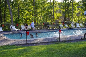 a tour of the swimming pool at Water's Edge Campground